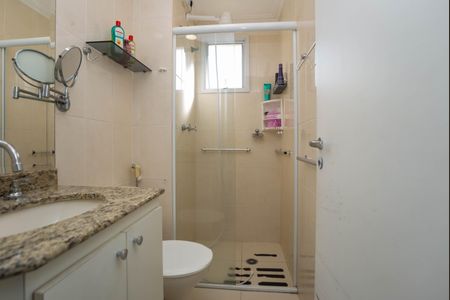 Apartamento à venda com 143m², 3 quartos e 3 vagasBanheiro do quarto 2 Suíte