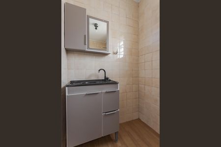 Apartamento à venda com 77m², 2 quartos e 1 vaga Apartamento à venda com 77m², 2 quartos e 1 vagaBanheiro