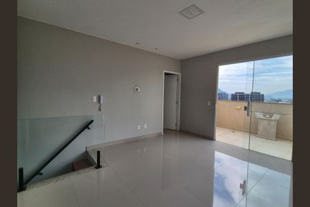 Apartamento para alugar com 160m², 3 quartos e 1 vaga
