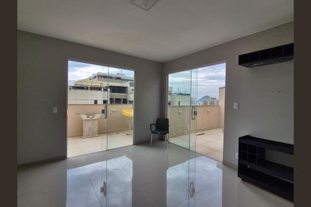 Apartamento para alugar com 160m², 3 quartos e 1 vaga