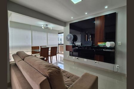 Apartamento para alugar com 160m², 3 quartos e 1 vaga