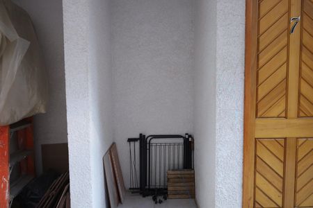 Casa de condomínio à venda com 62m², 2 quartos e 1 vagaFachada do imóvel - Depósito para cada casa do condomínio