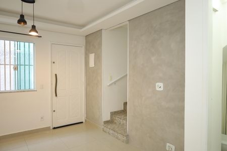 Sala de casa de condomínio à venda com 2 quartos, 62m² em Itaquera, São Paulo