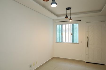 Sala de casa de condomínio à venda com 2 quartos, 62m² em Itaquera, São Paulo