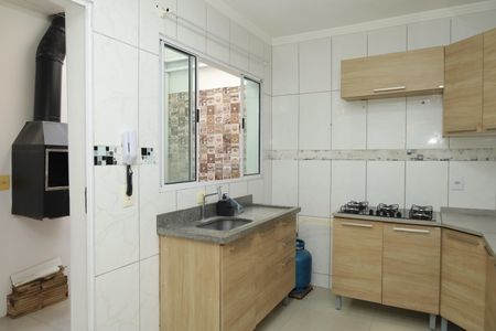 Casa de condomínio à venda com 62m², 2 quartos e 1 vagaCozinha