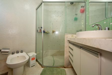 Apartamento à venda com 275m², 4 quartos e 3 vagasBANHEIRO3