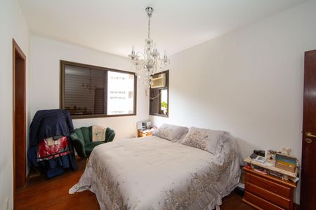 Apartamento à venda com 275m², 4 quartos e 3 vagasQUARTO1