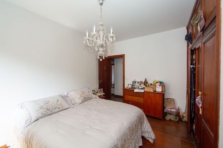 Apartamento à venda com 275m², 4 quartos e 3 vagasQUARTO1