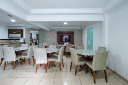 Apartamento para alugar com 144m², 2 quartos e 2 vagas Apartamento para alugar com 144m², 2 quartos e 2 vagasÁrea comum - Salão de festas