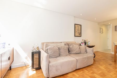 Apartamento à venda com 70m², 2 quartos e 1 vaga Apartamento à venda com 70m², 2 quartos e 1 vagaSala