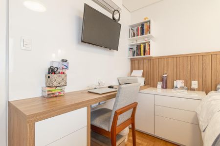 Apartamento à venda com 70m², 2 quartos e 1 vaga Apartamento à venda com 70m², 2 quartos e 1 vagaSuíte