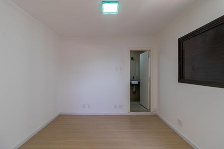 Apartamento à venda com 388m², 4 quartos e 4 vagas Apartamento à venda com 388m², 4 quartos e 4 vagasSuíte 4