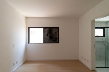 Apartamento à venda com 388m², 4 quartos e 4 vagas Apartamento à venda com 388m², 4 quartos e 4 vagasSuíte 2