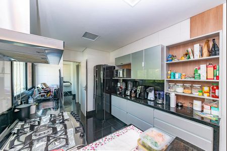 Apartamento à venda com 103m², 2 quartos e 2 vagasCozinha
