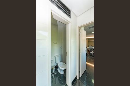 Apartamento à venda com 103m², 2 quartos e 2 vagasBanheiro de serviço