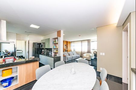 Apartamento à venda com 103m², 2 quartos e 2 vagasSala 2