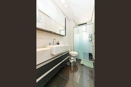 Apartamento à venda com 103m², 2 quartos e 2 vagasBanheiro Social