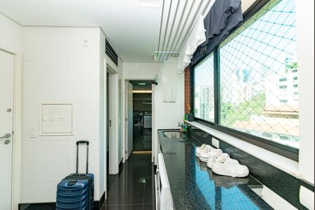 Apartamento à venda com 103m², 2 quartos e 2 vagasÁrea de Serviço