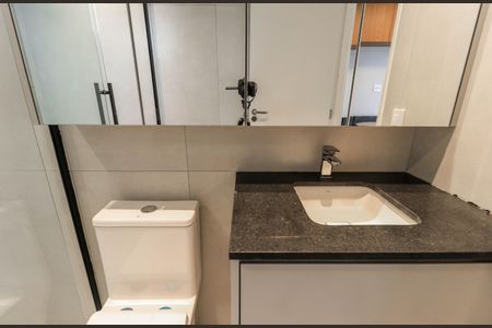 Studio para alugar com 25m², 1 quarto e sem vaga Studio para alugar com 25m², 1 quarto e sem vagaBanheiro