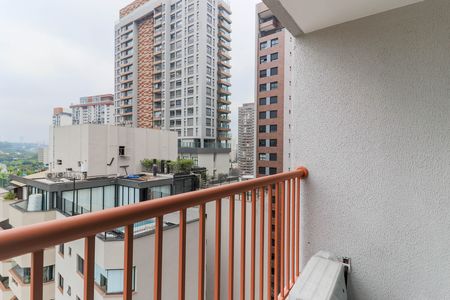 Studio para alugar com 25m², 1 quarto e sem vaga Studio para alugar com 25m², 1 quarto e sem vagaVaranda