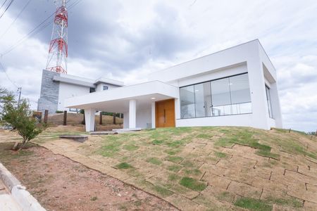 Fachada de casa de condomínio à venda com 4 quartos, 305m² em Casa Branca, Brumadinho