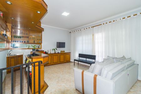 Casa para alugar com 400m², 3 quartos e 2 vagas Casa para alugar com 400m², 3 quartos e 2 vagasSala de Estar