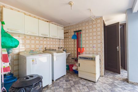 Casa para alugar com 400m², 3 quartos e 2 vagas Casa para alugar com 400m², 3 quartos e 2 vagasÁrea de Serviço