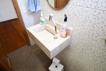 Casa à venda com 270m², 3 quartos e 4 vagasLavabo