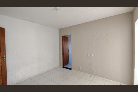 Sala de casa para alugar com 2 quartos, 80m² em Vila Sao Paulo, Ferraz de Vasconcelos