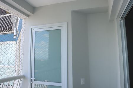 Varanda da Sala de apartamento para alugar com 2 quartos, 82m² em Parque Esplanada do Embu, Embu das Artes