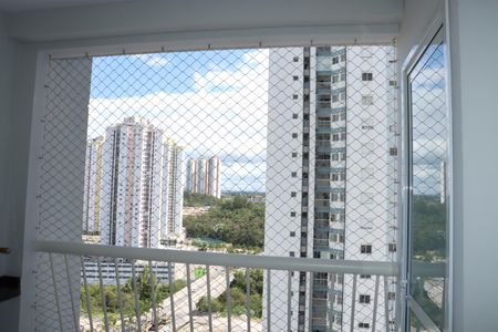 Apartamento para alugar com 82m², 2 quartos e 1 vagaVista