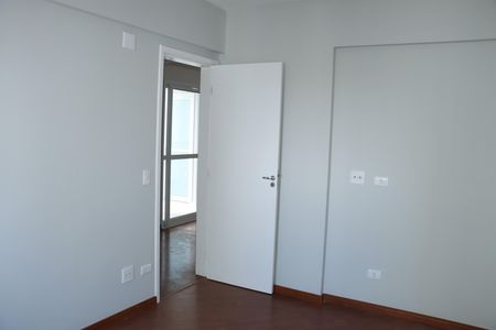 Apartamento para alugar com 82m², 2 quartos e 1 vagaSuíte