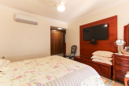 Apartamento à venda com 260m², 4 quartos e 4 vagasQuarto 4 - Suíte