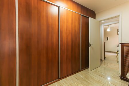 Apartamento à venda com 260m², 4 quartos e 4 vagasQuarto 4 - Suíte