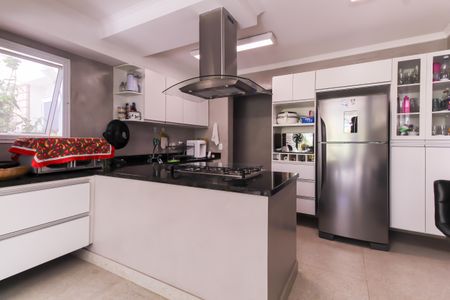 Apartamento à venda com 260m², 4 quartos e 4 vagasCozinha