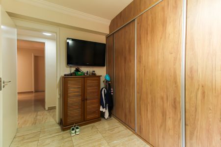 Apartamento à venda com 260m², 4 quartos e 4 vagasQuarto 2