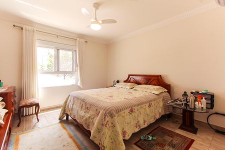 Apartamento à venda com 260m², 4 quartos e 4 vagasQuarto 4 - Suíte