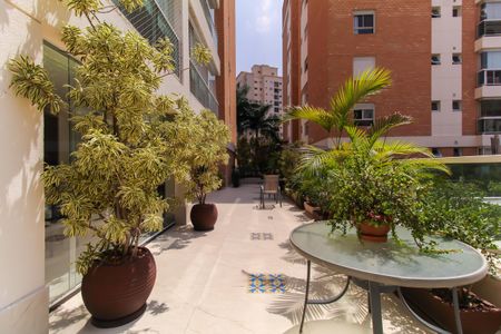 Varanda de apartamento à venda com 4 quartos, 260m² em Mooca, São Paulo