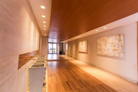 Apartamento à venda com 260m², 4 quartos e 4 vagasHall