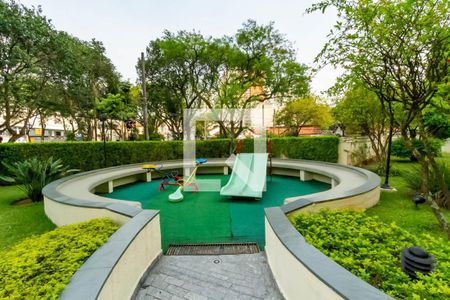 Apartamento à venda com 135m², 3 quartos e 3 vagas Apartamento à venda com 135m², 3 quartos e 3 vagasÁrea Comum