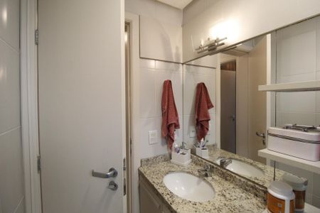 Apartamento à venda com 111m², 2 quartos e 2 vagasBanheiro