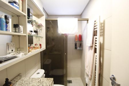 Apartamento à venda com 111m², 2 quartos e 2 vagasBanheiro da Suíte 1