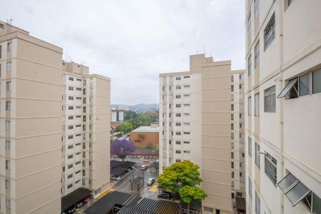 Vista da Sala de apartamento à venda com 3 quartos, 68m² em Piratininga, Osasco