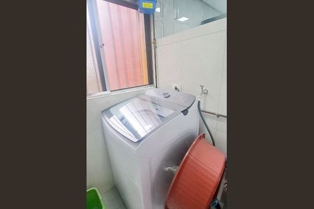 Apartamento à venda com 64m², 2 quartos e 1 vagaÁrea de Serviço