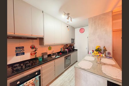 Apartamento à venda com 98m², 3 quartos e 3 vagasCozinha