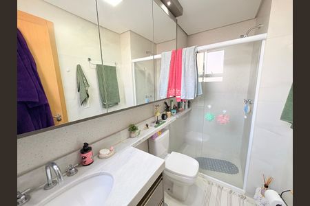 Apartamento à venda com 98m², 3 quartos e 3 vagasBanheiro da Suíte