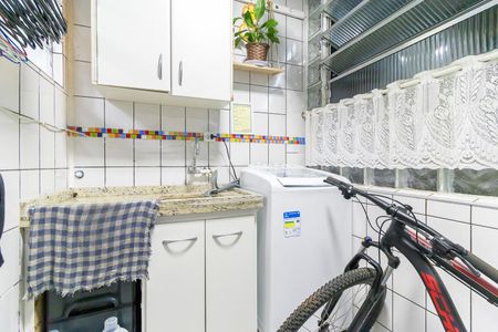 Apartamento à venda com 58m², 2 quartos e 1 vagaÁrea de Serviço