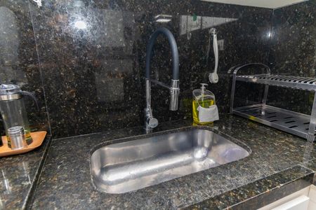 Apartamento à venda com 58m², 2 quartos e 1 vagaCozinha - Torneira