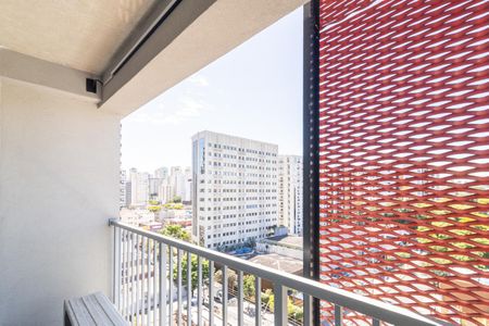 Varanda de kitnet/studio para alugar com 1 quarto, 22m² em Indianópolis, São Paulo