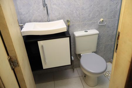 Casa para alugar com 75m², 2 quartos e sem vagaBanheiro da Suíte